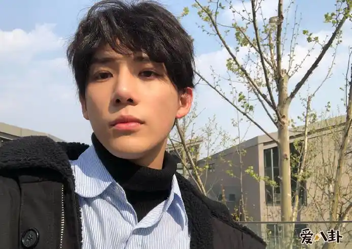 传媒大学校草王安宇资料刚上大学就出道王安宇有何背景