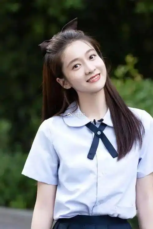 赵丽颖交圈外男友?女演员劈腿傍大佬?张雪迎退圈生子?于适取代