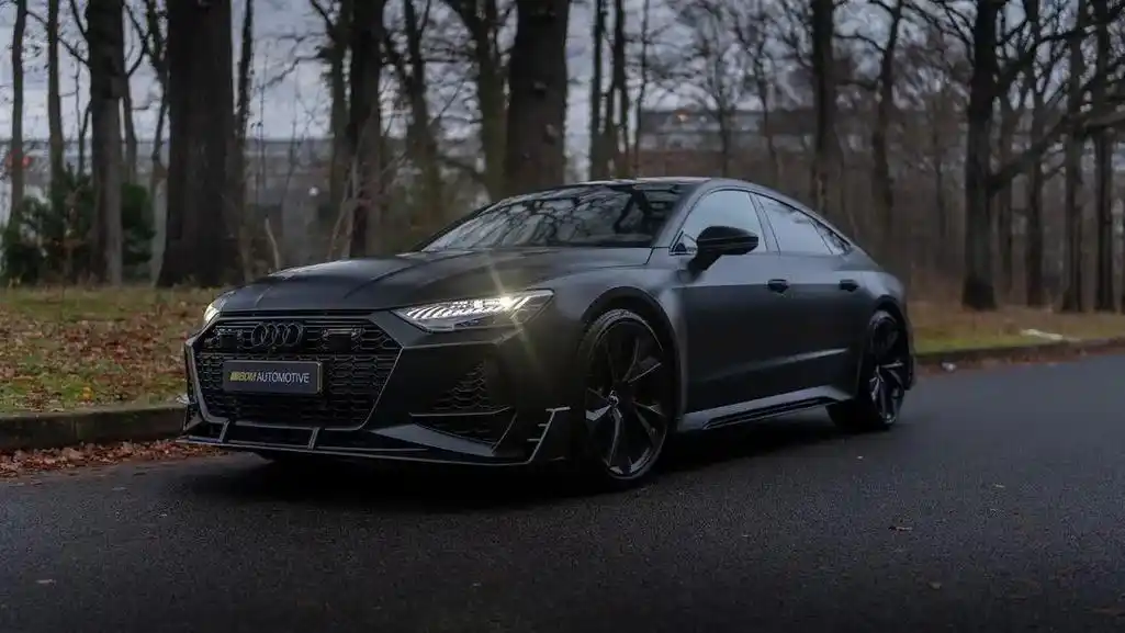 【audi–rs7黑武士】黑就要黑彻底.说它是最美轿跑, - 抖音
