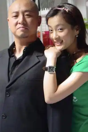 徐梵溪:一婚让我憋屈,前夫转身花5亿娶李小冉,我祈