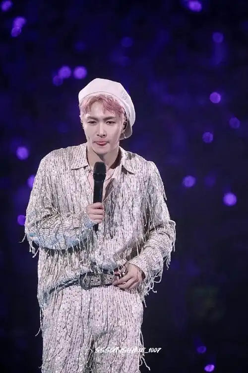 张艺兴[超话]##张艺兴2023大航海巡演