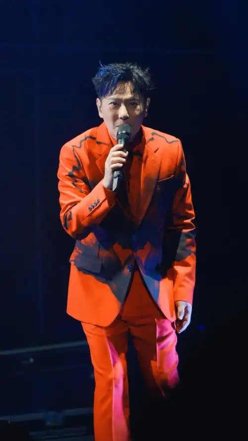 张信哲未来式2.0巡回演唱会