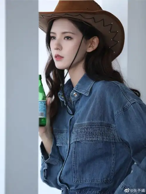 张予曦说好喜欢图里这个姑娘