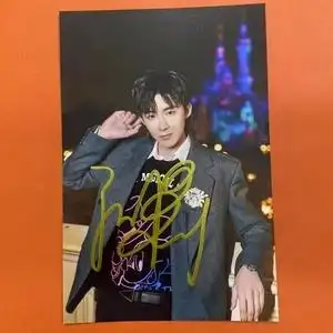 刘宇宁亲笔签名照 无仿无印刷 保真 自藏