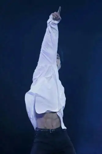 易烊千玺:不要让我遇见你