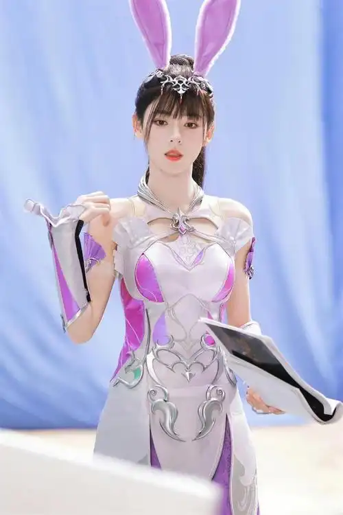 张予曦这位演员出演的斗罗大陆2真人剧引起了广泛的关注.