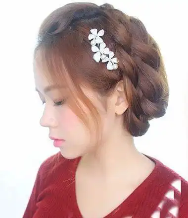 15款女生超级好看流行的编发发型,你会几款!|头发|女生|发型_新浪新闻