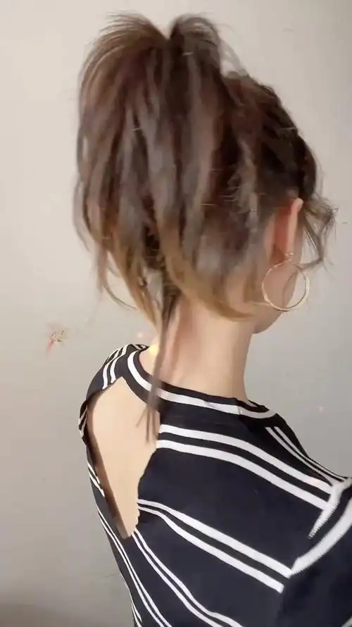 甜酷风麻花辫高马尾编发教程炒鸡显脸小