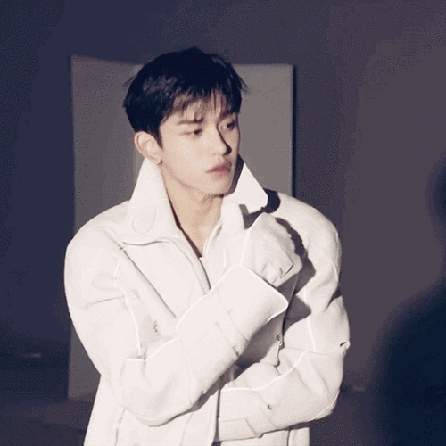 黄旭熙:我其实没有想象的那么磕矮!