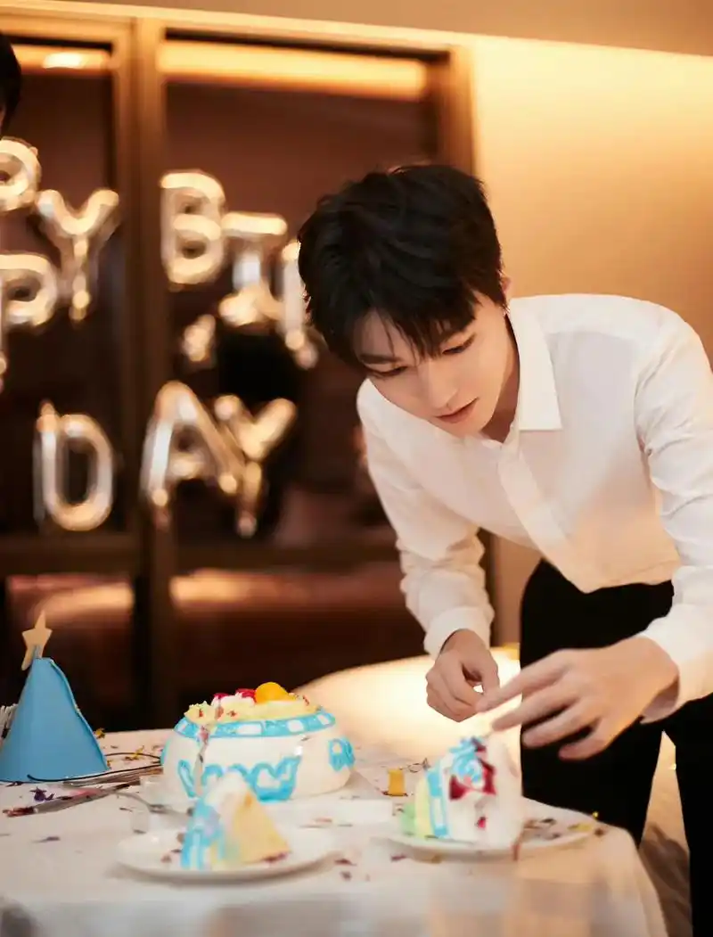 向全世界安利 #爱凯的小螃蟹 #tfboys王俊凯 分享一 - 抖音