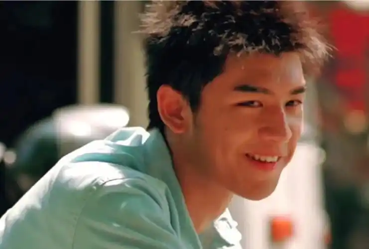 蓝色大门里的陈柏霖