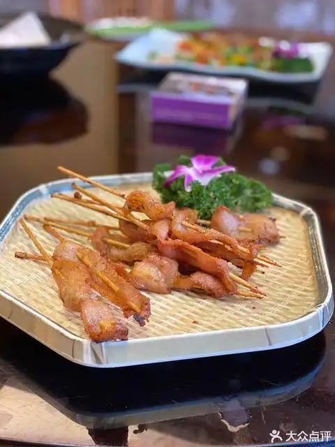 串烧猪颈肉图片