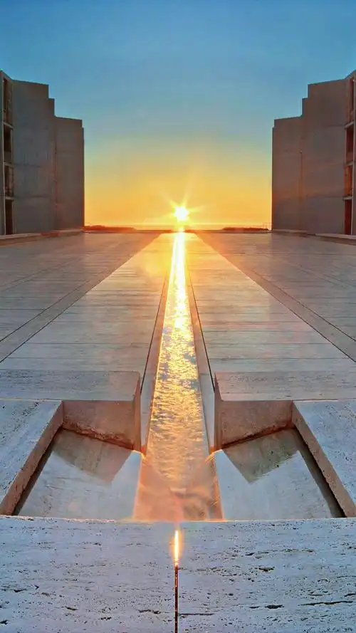 有什么适合作为男生聊天背景的图片吗