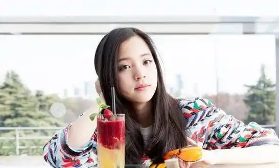 恬不知耻!无代表作却被捧为歌坛顶流,这7位明星是否脸红