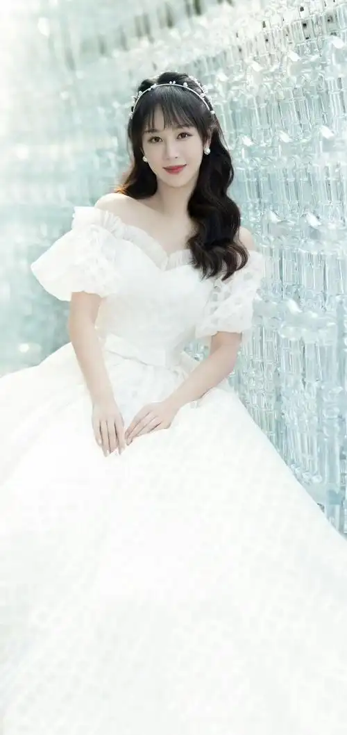 杨紫的公主裙气质非凡