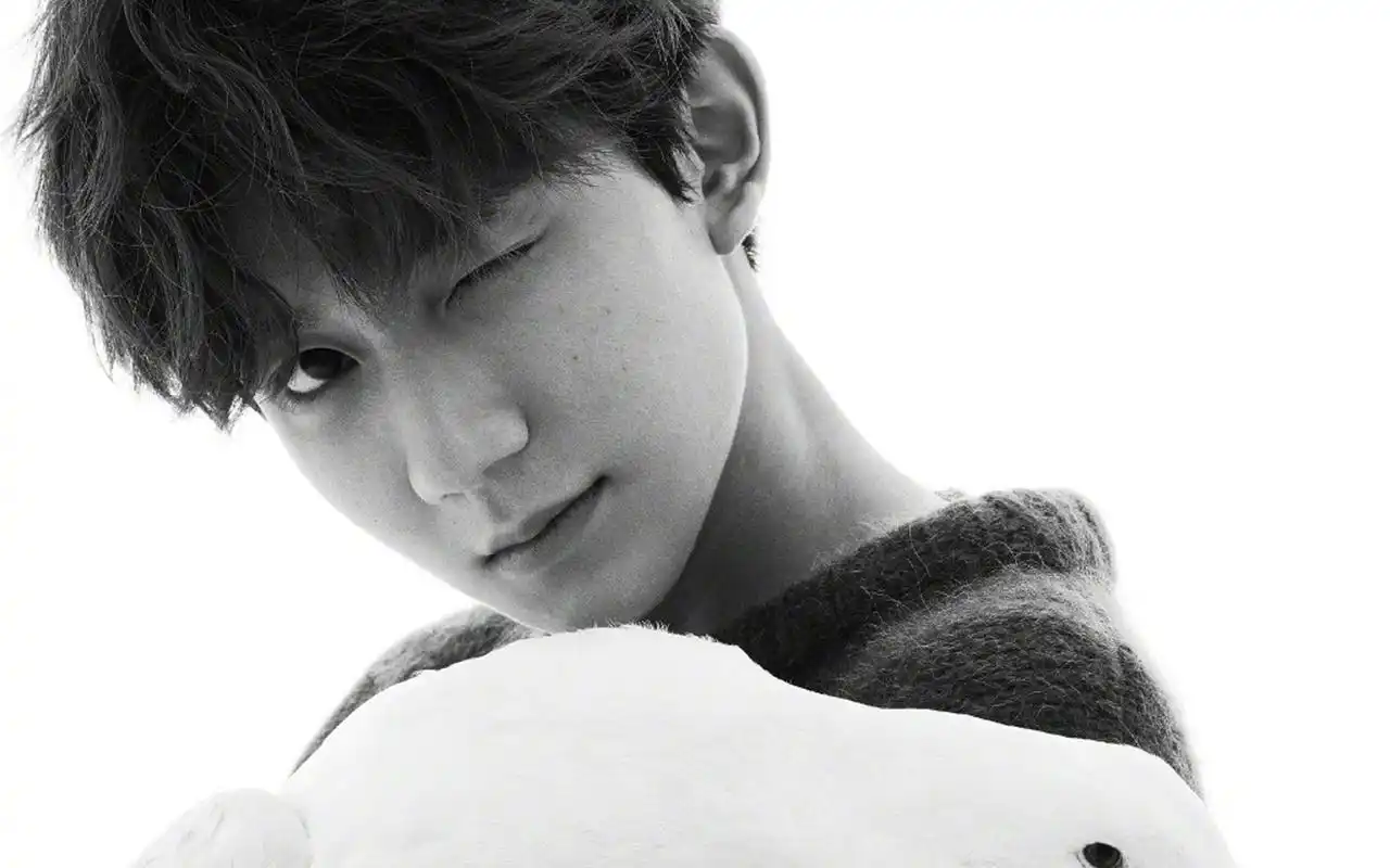 王源帅气写真图片桌面壁纸