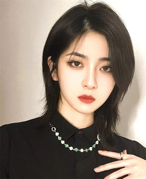 酷炫超a鲻鱼头 中性风女生发型