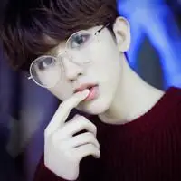 蔡徐坤最帅图片qq头像_蔡徐坤卡通萌图