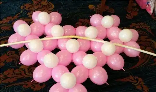 气球造型立体心的编法介绍