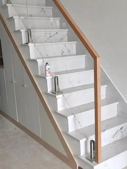 简单大气的原木极简玻璃扶手