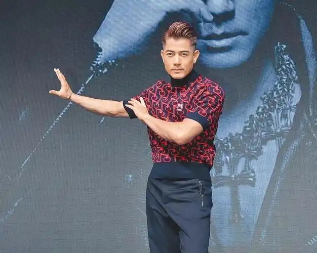 54岁的郭富城魅力依旧不减他留的这两款发型你都剪过吗