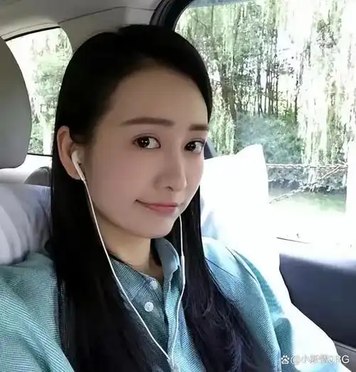 王鸥晒化妆照官宣复工:美丽重归,自信回归