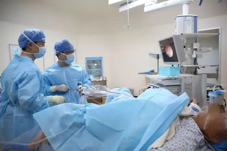 当心泌尿系统疾病来"闹秋"|这些事你应该知道