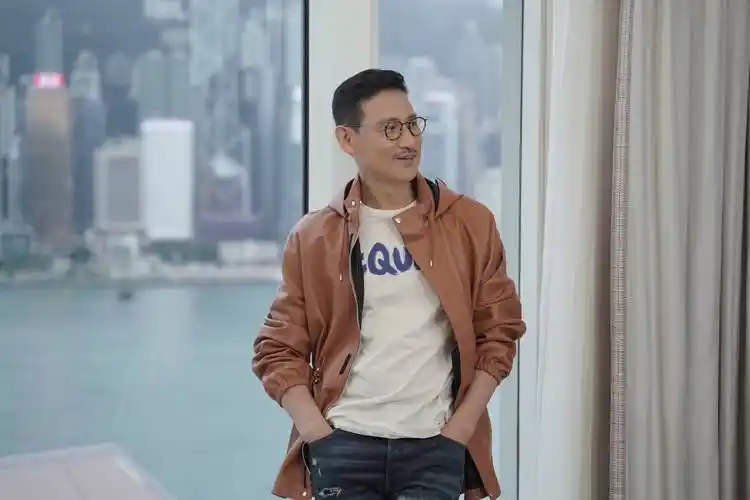 张学友《学友·经典》世界巡回演唱会12月23日经典发行_香港_影音