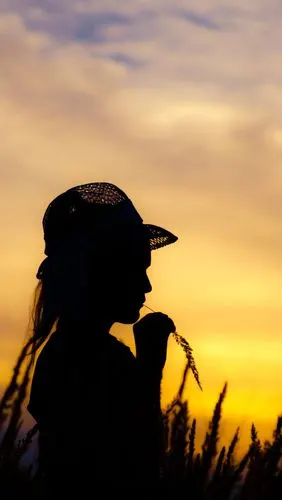 【高清壁纸 小清新 女生 欧美风】林中有两条路,你永远只能走一条