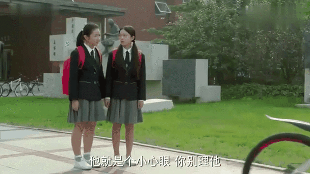 小别离:这张小宇也忒小心眼了,朵朵不就交了新朋友吗,还生气了