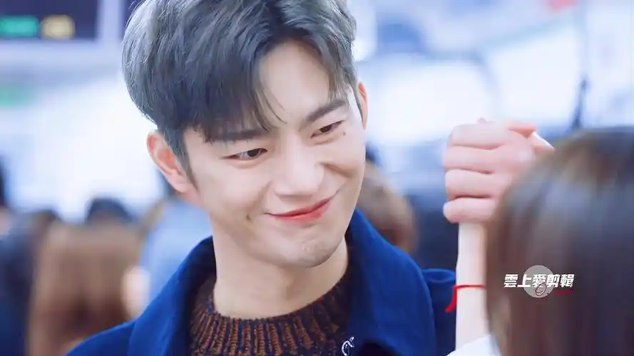 徐仁国真的是钓系美男!也想跟灭亡充电