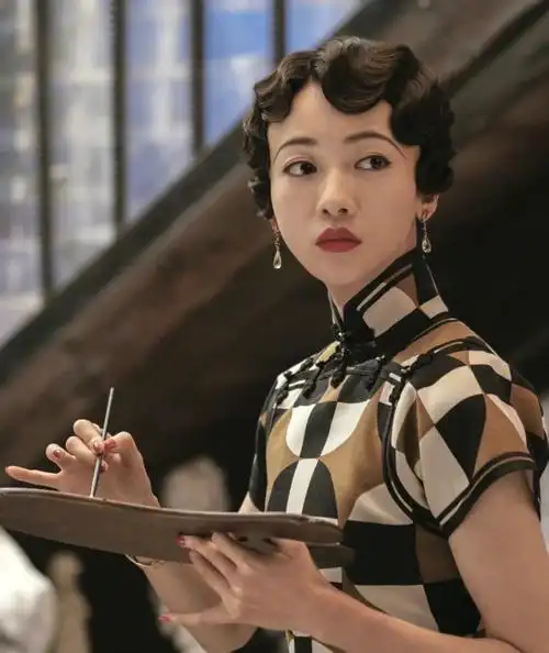 于正新剧传家民国风旗袍造型合集发型教程