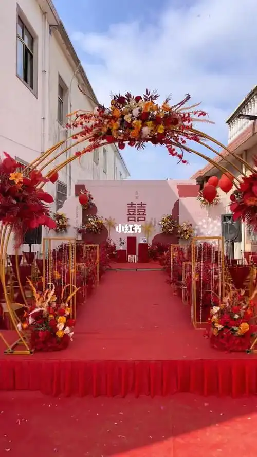 乡村婚礼布置简单不失优雅