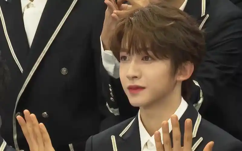 【into1刘宇】《创4》x《快本》自我介绍&起腰cut