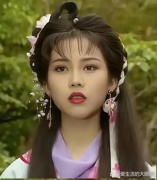 蔡少芬年轻时居然那么美!