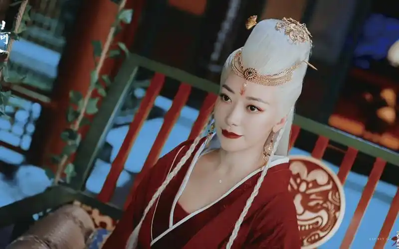 你可以永远相信陈紫函的古装!谁能想到这部剧她已经43岁了.