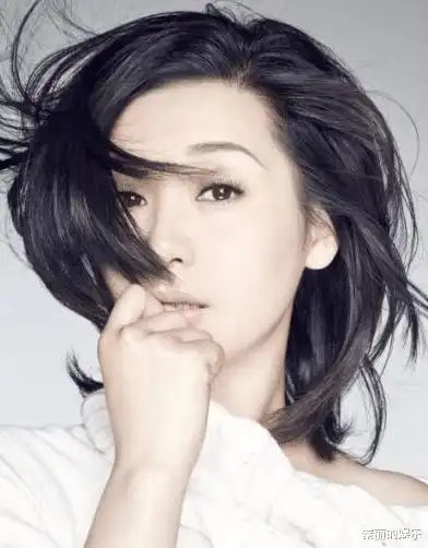 她曾与冯小刚共处一室8小时,曝光后被丈夫果断抛弃,一生尽毁