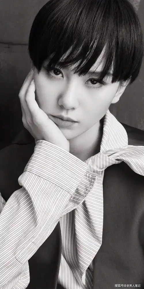 明星壁纸,刘诗诗短发,神颜女神姐姐太美了!_时尚