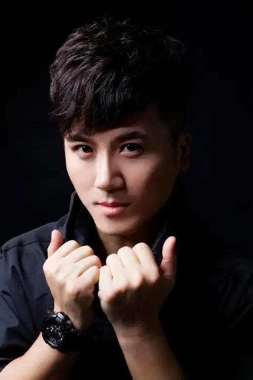 萧凡(中国内地男歌手)_石塘网