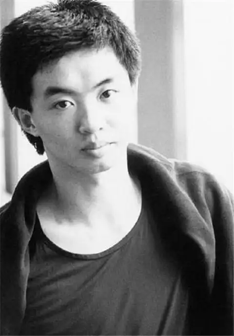 金星变性前旧照男儿身秀俊俏(图)