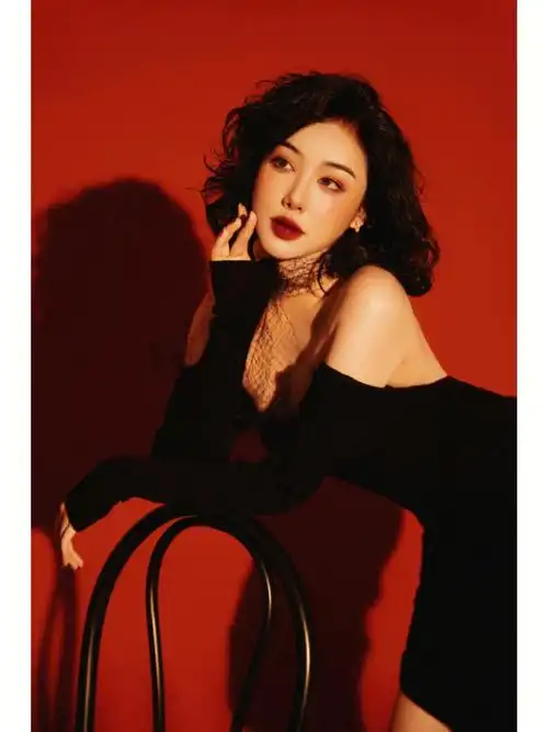 97很多网红小姐姐都来这里做头发哦～饰品@arsis发型@h2osign在线