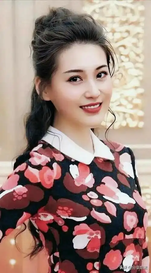 宁丹琳明星壁纸