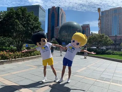 ugomedia助力海尔兄弟代言海尔920论坛造势玩快闪登大屏