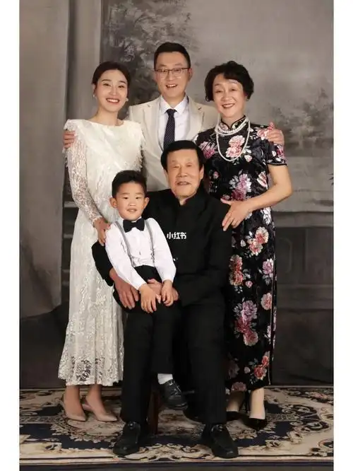 哇塞住了73好喜欢酱紫的全家福