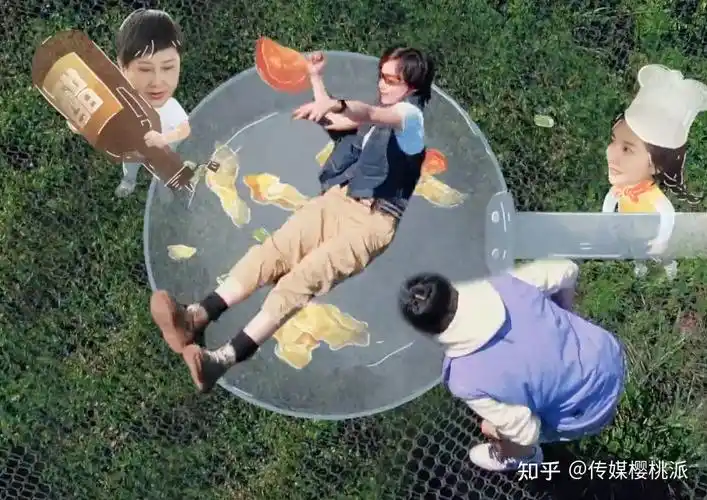 与金晨闺蜜情深,又和韩东君当兄妹,李斯丹妮串起了绯闻的闭环