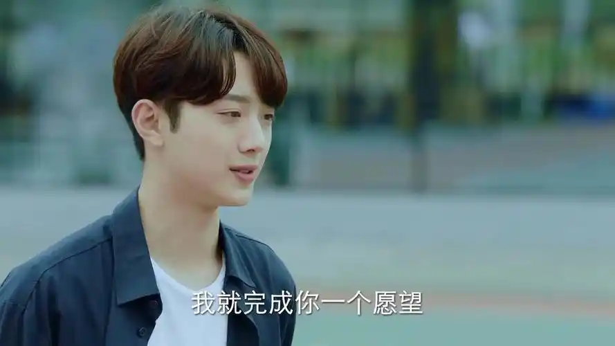 初恋那件小事自从恋爱后梁又年就如同开窍一般各种撒糖