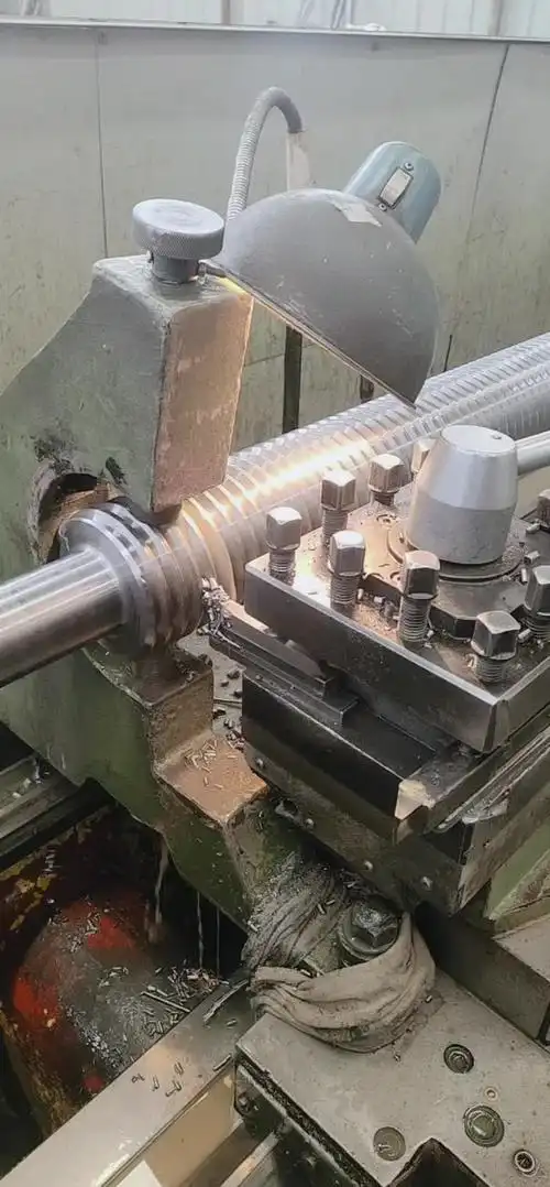 厂家定制生产梯形丝杠锯齿形丝杠滚珠丝杠