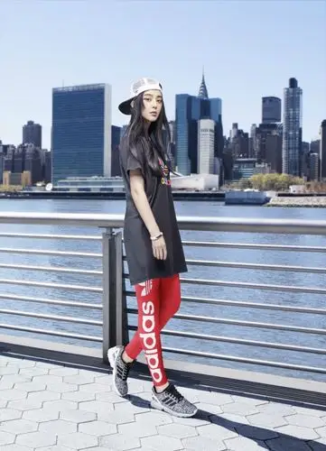 范冰冰领衔阿迪达斯originals街头潮流