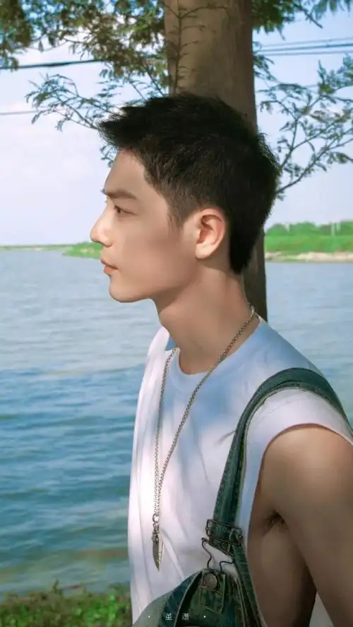肖战##寸头都封印不了的颜值