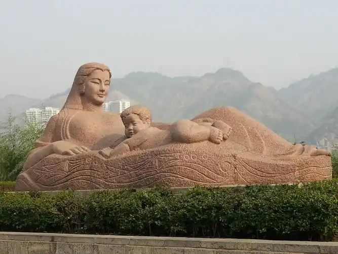 黄河母亲雕塑